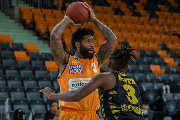 冠II的多 冠II的多